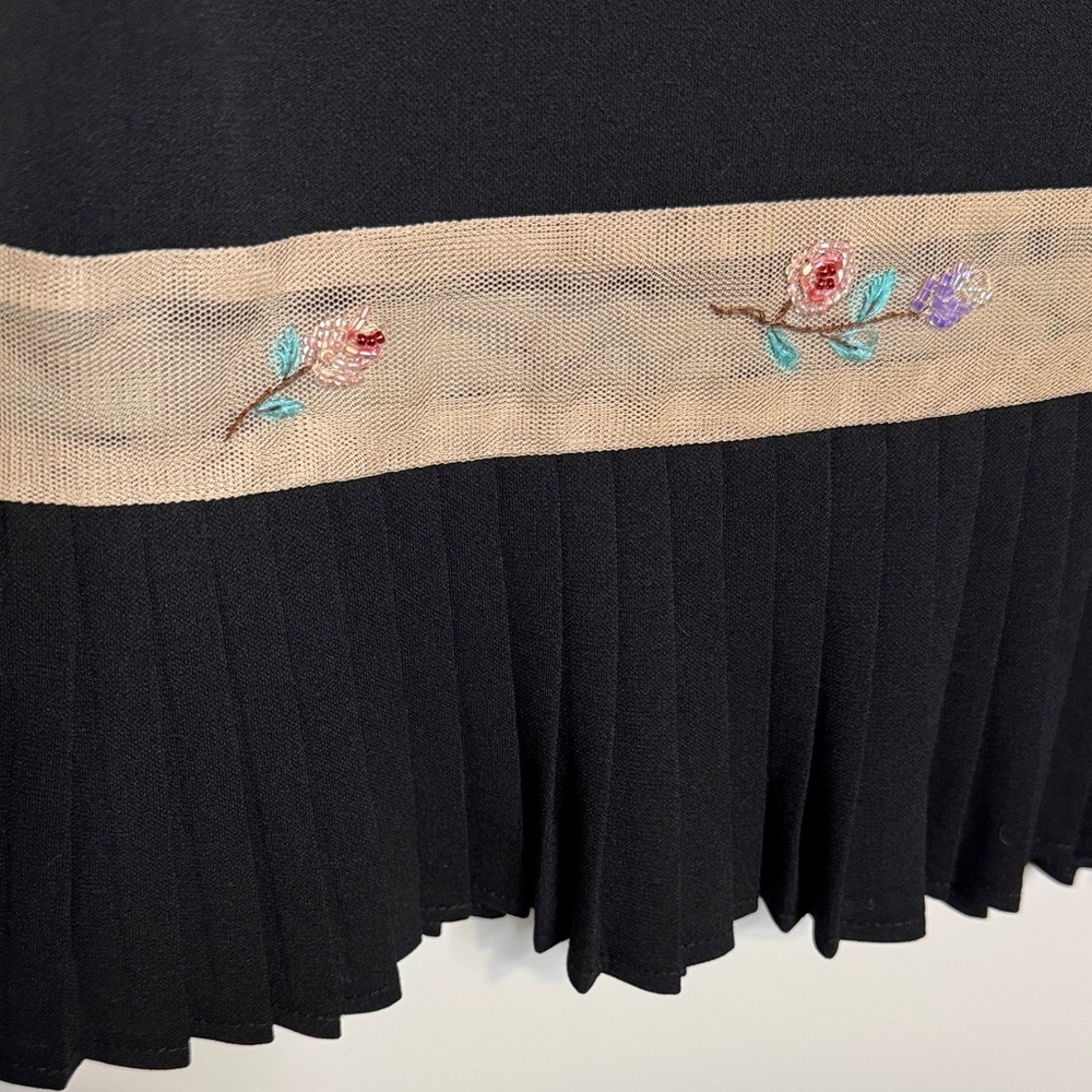 BCBG Y2K Black Skirt with Embroidered Hem - Picture 3 of 11